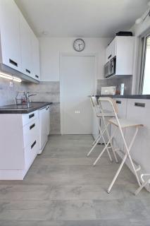 Superbe T2 parking wifi climatisé face Mer et Piscine - 4 Etoiles - 7