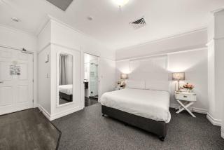 Studio Stay in Brisbane CBD Hotel Building - 5