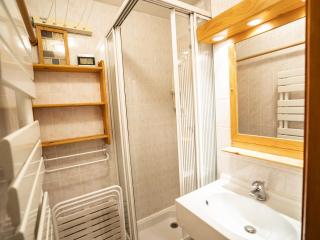 Appartement 3 Pièces Châtel, 6 Pers, Balcon Sud, Proche Centre et Navettes, Parking Inclus - FR-1-676-109 - 1