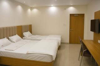 Hotel Venkteshwar - Shorāpur - 4