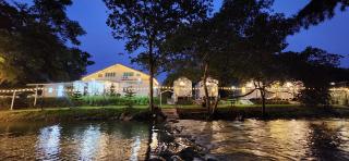 ไวท์ เฮ้าท์ แคมป์ ชะอม - 2