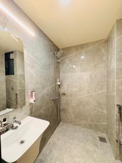 The Vantage Point Resort & Spa - 1