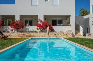 Luisa Holiday Home - 8