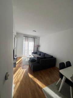 The Luxe Stay & Relax Apartments - 6