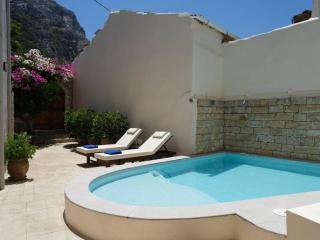 Casa Sofia Apt#1, By Hellocrete - 9