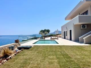 SeaWave Villas with Heated Pools, By Hellocrete - 0