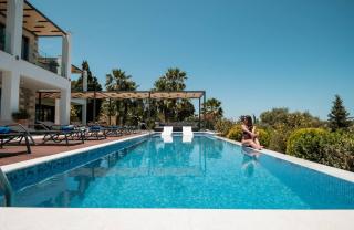 BlueSkyline Owner's Listing, By Hellocrete - 9