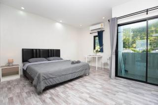 Cozy Bonaparte Studios - 7