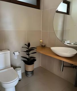 Casa amplia y moderna en Cerro Tacna, Maitencillo - Maitencillo - 1