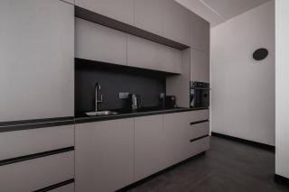 Stylish Apartment Ideal for Remote Work by Noclegi Renters - 5