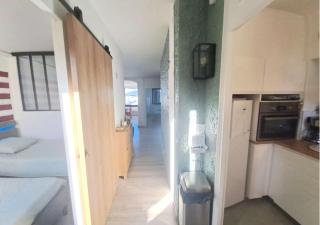 Marcange - Appt Vue Imprenable sur le Port et la Mer - 8