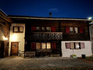 LuminaStays Brigels - 6