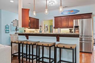 Spectacular Beach House! Arcade Games & Hot Tub! Sleeps 12! - 7