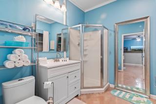 Spectacular Beach House! Arcade Games & Hot Tub! Sleeps 12! - 3