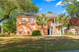 Spectacular Beach House! Arcade Games & Hot Tub! Sleeps 12! - 8