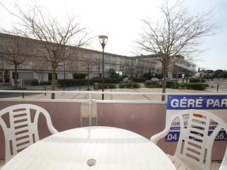 T1 lumineux avec WiFi et clim près des thermes - FR-1-553-16 - 1