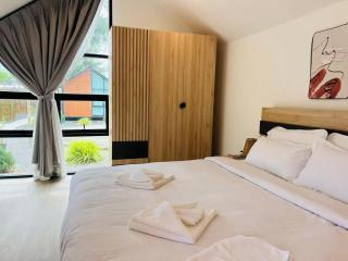 Sandline Cabin Bangtao Just 20m from the Beach - 5