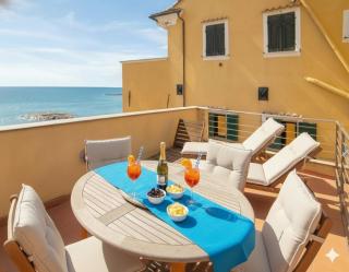 Terrazza cielo e mare - 2