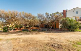 1 Bedroom Amazing Apartment In Povljana - 9