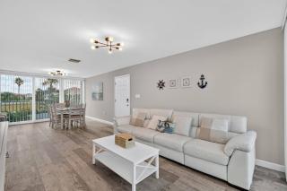 Ocean Breeze Condo | Ormond Beach - 4
