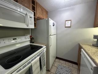 Amazing Lake Winni Views in Cedar Lodge Complex - 8