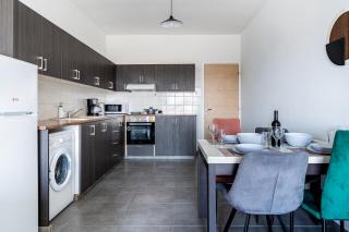 Sonic 2-Bedroom Apartment - 7