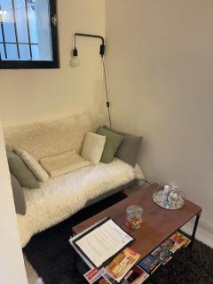 T1 neufs climatisés sur-équipés - 1