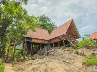 Sigiri Choona Lodge 'unique sunrise viewpoint' - 1