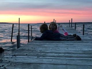 Lakefront Cottage with Cozy Interior and Jacuzzi in Dresden, New York - 3