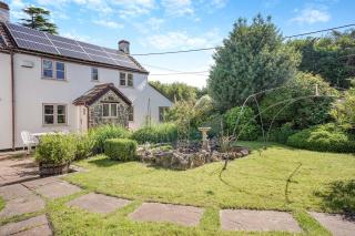 Holly Cottage - Countryside Charm - 7