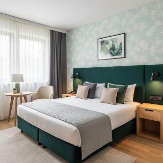 Boulevard Side Hotel - 5