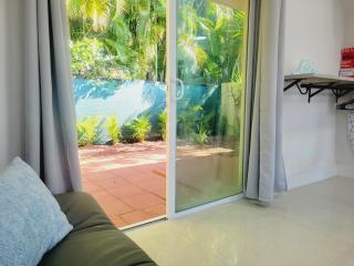 Kevin#B Chic Studio with Patio near Fort Lauderdale Beach - 9