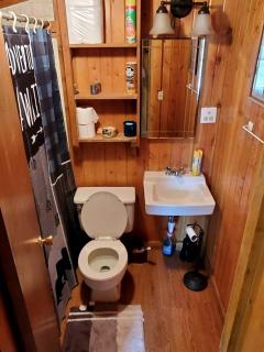 Beautiful Cabin with Fire Pit and Deck in Foxpark, Wyoming - 7