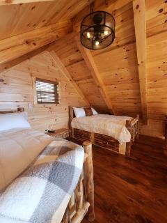 Modern Spacious Cabin near Tappan Lake with Jacuzzi and Panoramic Views in Ohio - 5