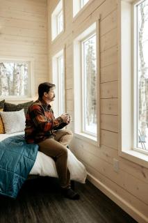 Beautiful Secluded Cabin with Fantastic Sights in Anchorage, Alaska - 8