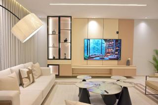 Luxurious Penthouse With Private Roof outdoor - 4