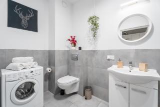 Arkadia City Apartments - 3