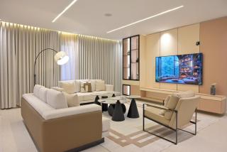 Luxurious Penthouse With Private Roof outdoor - 0