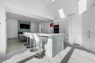 Luxury Detached House in private grounds, with SPA - 6