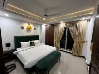 2BHK Eiffel Tower View Bahria Town Phase 7 - 7