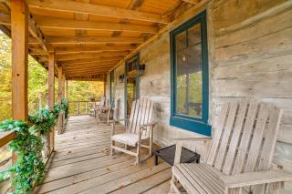 Kentucky Lake Views Cozy Cabin in Waverly! - 9