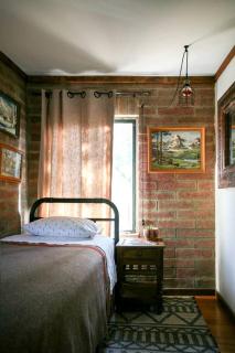 Charming Cabin Retreat on the Kern River with Hot Tub & River Access Near Kernville, CA - 3