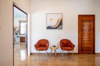 Relaxing Poolside Stay - 3BR Cozy House - 7