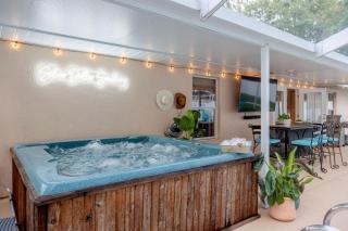 Escape to Secluded Spa, Heated Pool, Game Room, Firepit Near Crystal and Rainbow Rivers - 8