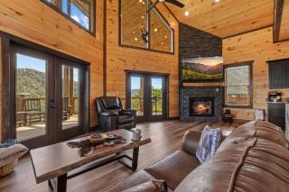 Beary High Views by American Patriot Getaways - 2