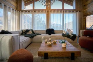 Chalet Fango - OVO Network - 2