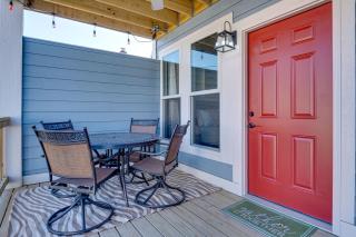 3 Mi to Dtwn Indy Urban Retreat with Outdoor Space - 9