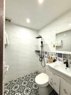 Đông Phương Apartment - 1