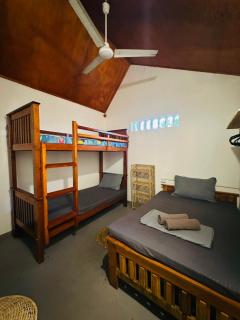 Turtle Sea Guest & Restaurants - 7