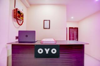 SPOT ON by OYO Hotel Ayush Inn - 2